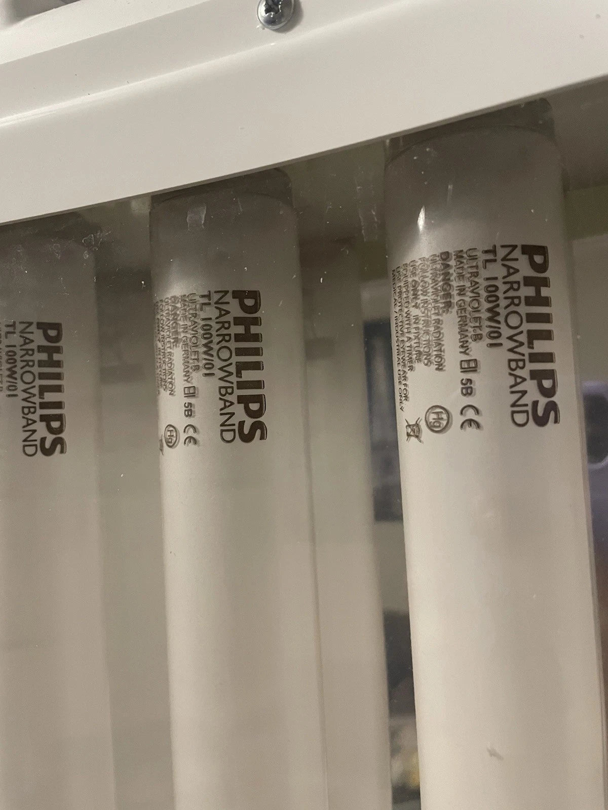 UVB Light Therapy Unit 9 Lamp At-Home Narrowband TL01 RRP £2650 Psoriasis Eczema Vitiligo